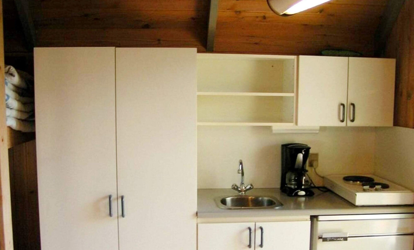 Others 3, 6 pax Camping Cabin in Rodhus, Pandarup, Jammerbugt