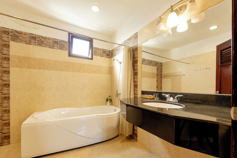 Bathroom 4, Hung Phong Hotel, Đà Lạt