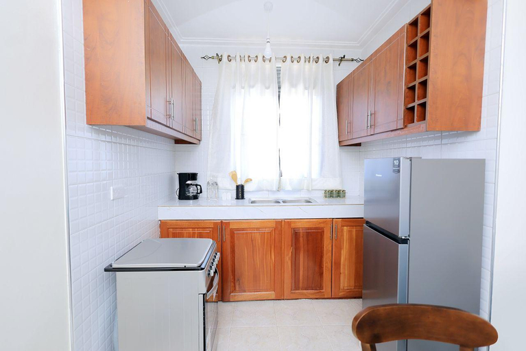 Others 4, Comfortable and Sophisticated apartment , Kampala
