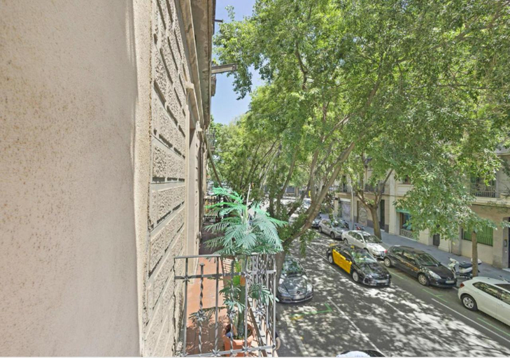Others 2, Great apartment in Sagrada Familia with Balcony, Barcelona