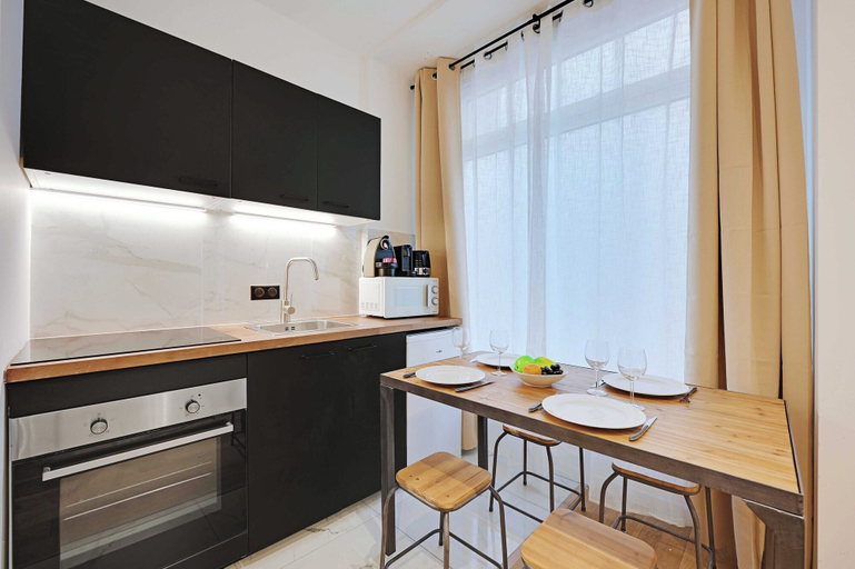 Private kitchen 4, Cosy Apartment - 1br/4p - Grands Boulevards, Paris