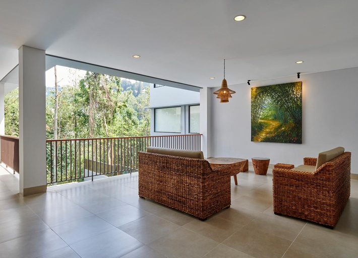 Others 5, Atsuka Hill view 8BR Vila with private heated pool, Bandung