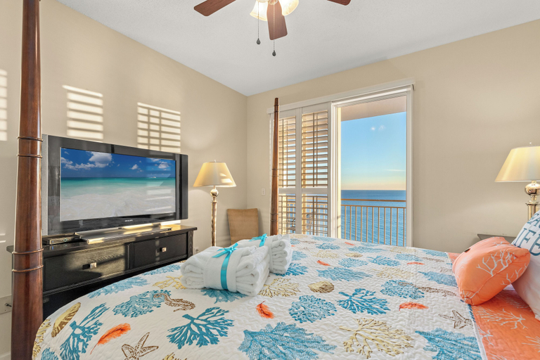 Bedroom 3, Beachfront Bliss Awaits: 2-bed, 2-bath Condo at Sterling Reef - Sleeps 6!, Bay