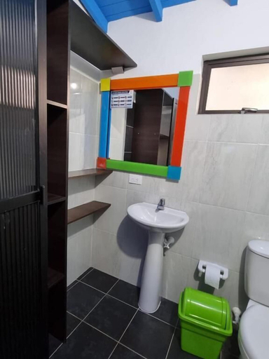 Bathroom, Hotel Acuarela del Rio, Sopetrán