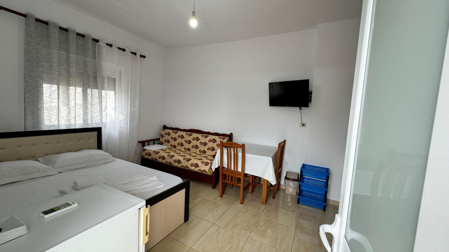 Bedroom 3, Aron Apartments Manastir Beach, Sarandës