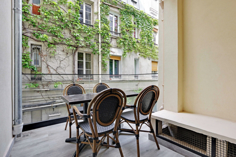 Others 5, Modern Apartment & Terrace - 2br/6p - Near Place Voltaire, Paris