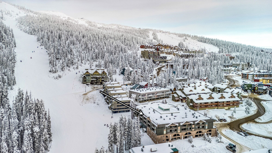 Exterior & Views 2, Winter Escape On Perfection Pool Hot Tub, Kootenay Boundary