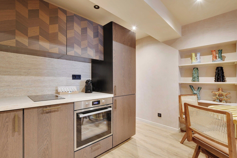 Private kitchen 5, Amazing Apartment 1br/4p - Caire / Montorgueil, Paris