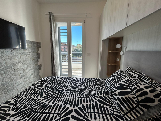 Bedroom 2, Our Beach Guest House, Rome