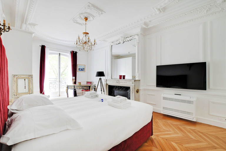 Bedroom 5, Luxurious Flat - 4bd/8p - Arc de Triomphe, Paris