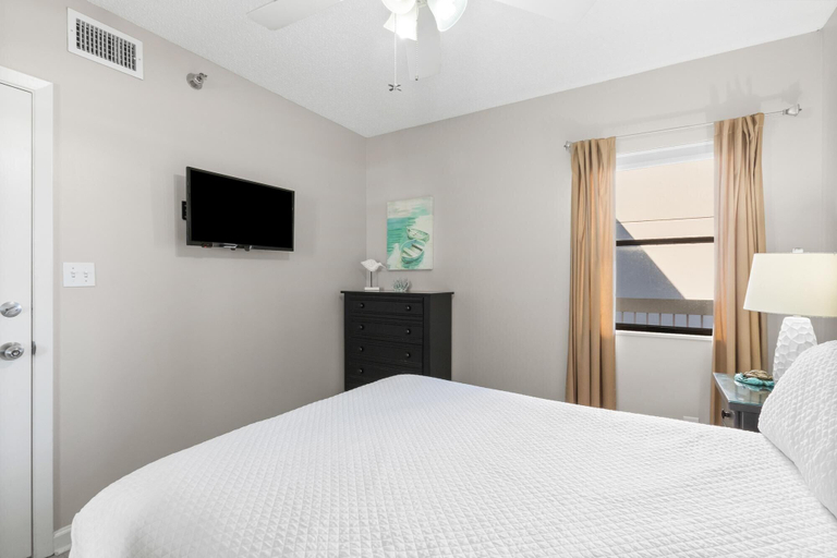 Bedroom 2, Shoalwater 1202, Baldwin