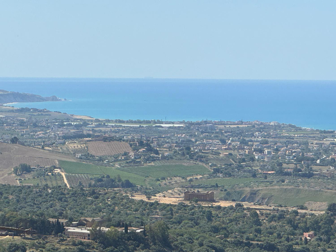 Others 4, Kale Atenea, Agrigento