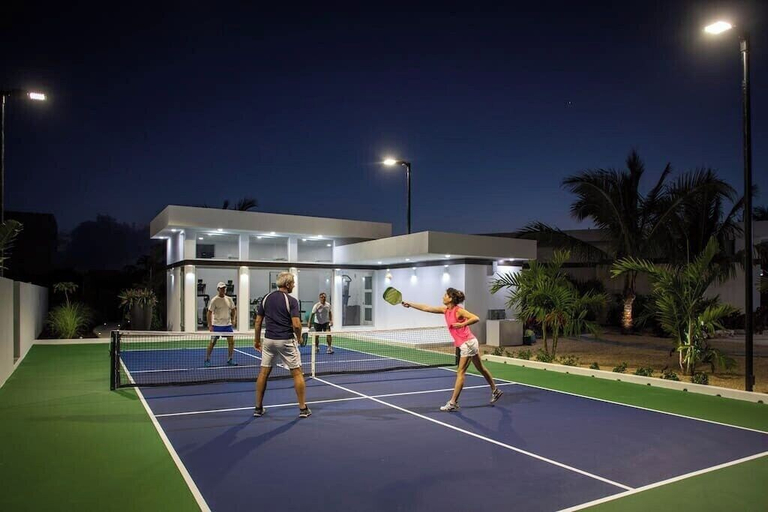 Exterior & Views 2, Family Beachside Villa With Hotel Amenities v7