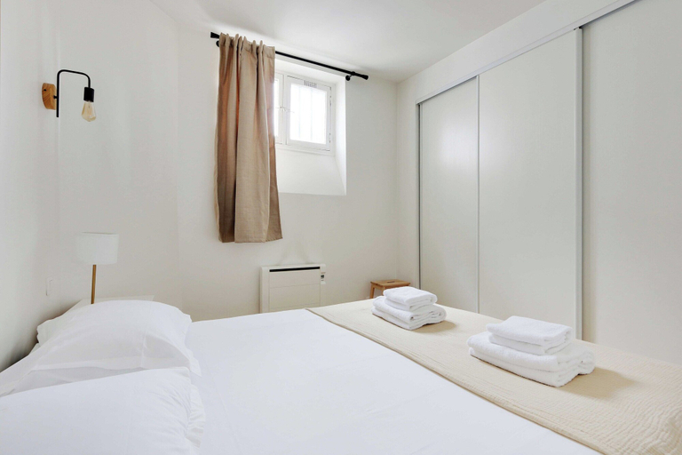 Bedroom 3, Charming appt - 1BD/2P - Near Canal Saint Martin, Paris