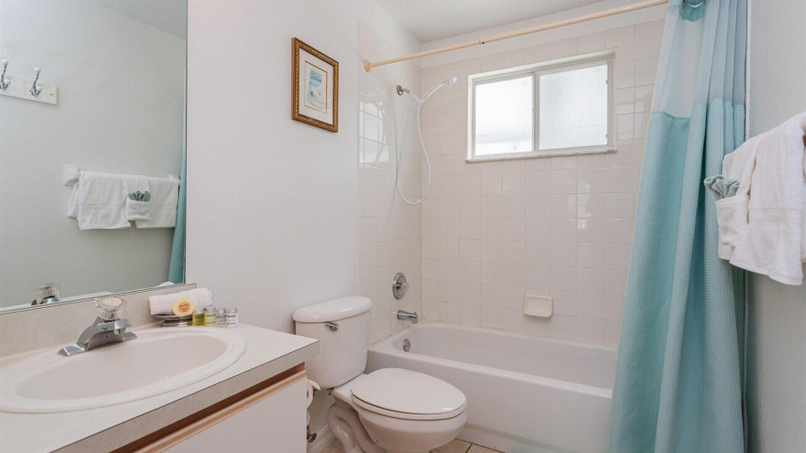 Bathroom 4, Villas at Island Club Community, Pools, Jacuzzi and More!, Osceola