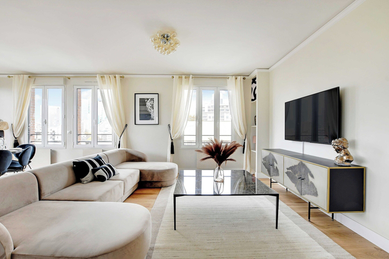 Living area 3, Stunning Apartment - 3br/6p - La Dafense, Hauts-de-Seine