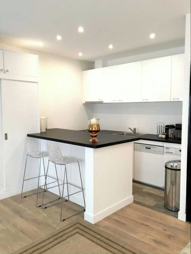 Private kitchen 4, Beautiful Apartment - Galeries Lafayette, Paris