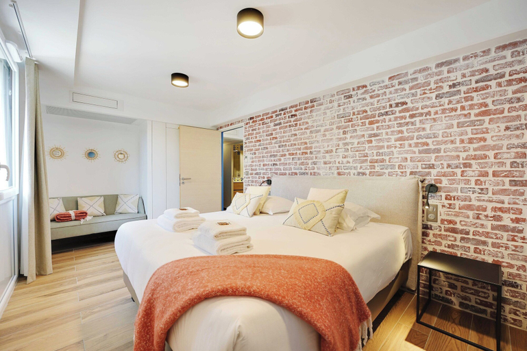 Others 2, Elegant Apartment With Rooftop - 1br/4p - Vanves, Hauts-de-Seine