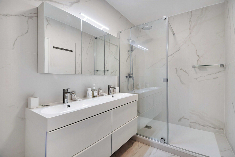 Bathroom 3, Elegant apartment - 2BR/6P - Tour Eiffel, Paris