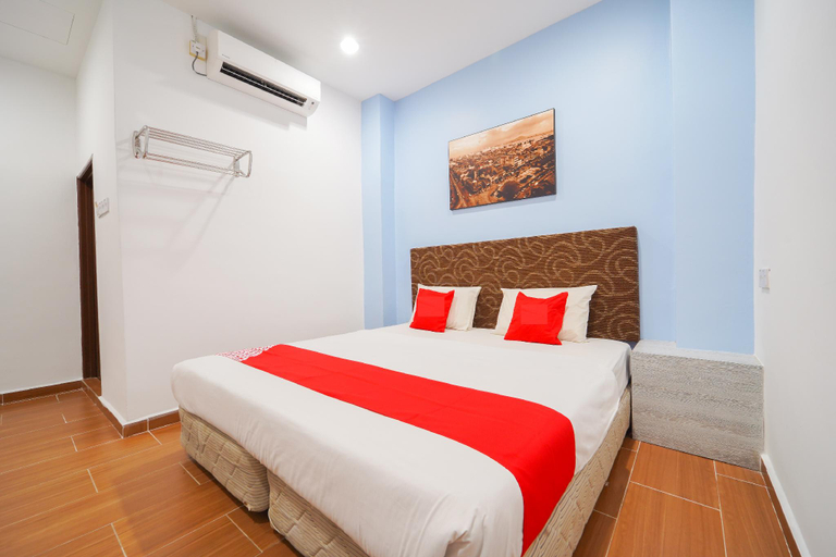 Bedroom 16