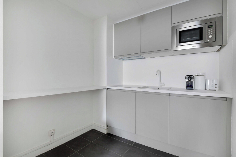 Private kitchen, Modern Apartment - 1br/4p - Sacre-coeur, Paris