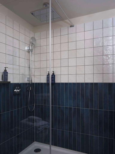 Bathroom 3, Radisson Blu Das Triest Hotel, Vienna, Wien