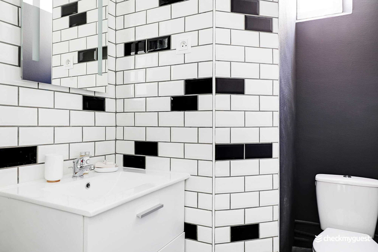Bathroom, Elegant Apartment - 1br/4p - Parc de Belleville, Paris