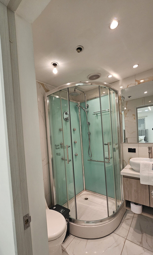 Bathroom 3, Hotel West Inn, Santafé de Bogotá