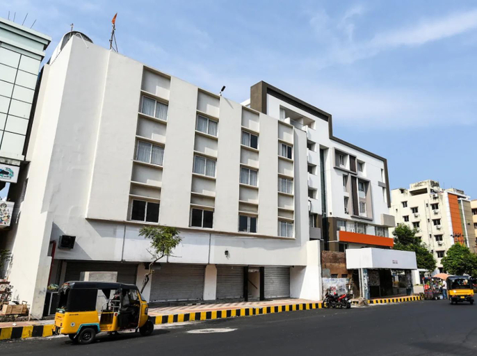 Others 3, AkSHARAINNOTEL, Visakhapatnam