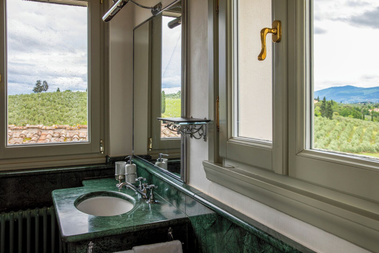 Bathroom 5, Dimora Ghirlandaio, Florence
