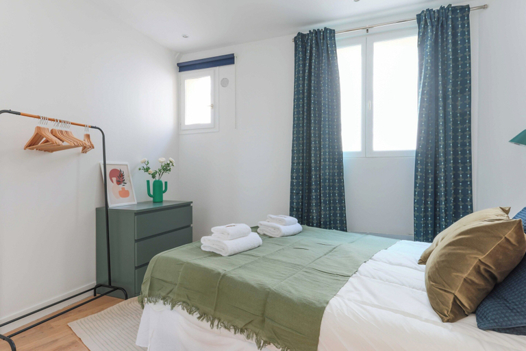 Room 4, Eclectic Apartment - 2br/6p - Place de la Nation, Paris