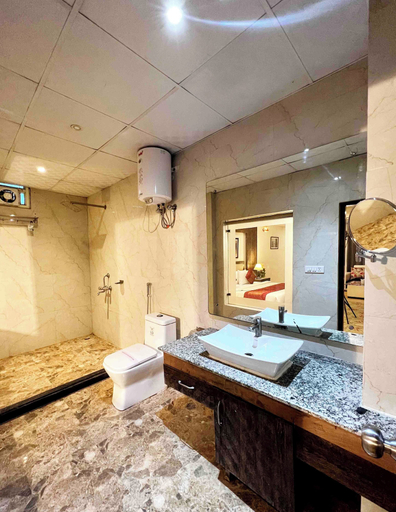 Bathroom 5, Hotel The Grand Shoba, Delhi