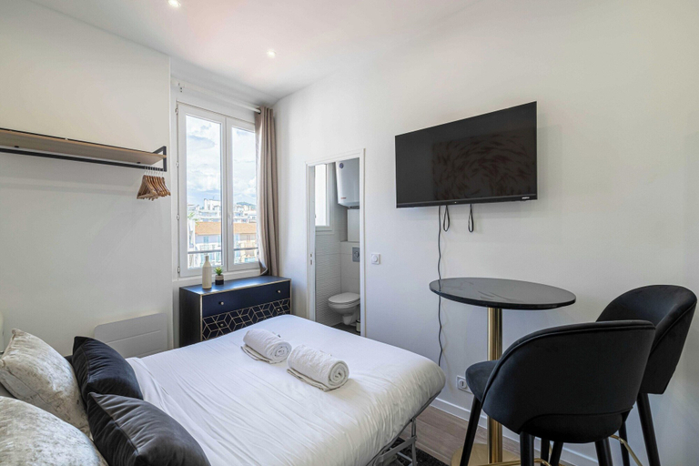 Room 3, Gorgeous Studio for 2 Persons, Alpes-Maritimes