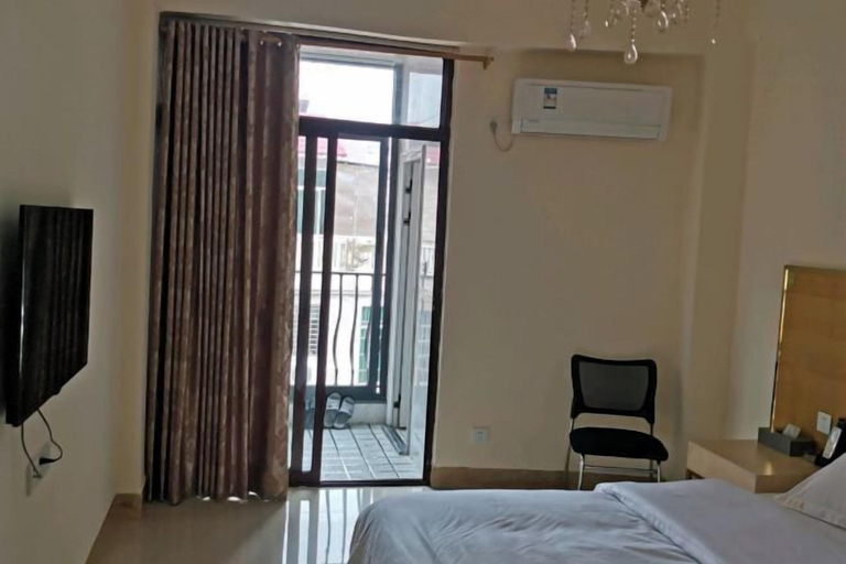 Bedroom 3, Shangxi Apartment, Zhaoqing