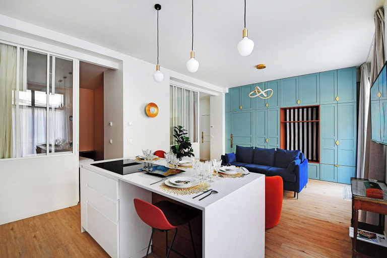 Private kitchen 5, Magnificent Apartment -2BR6P- École Militaire, Paris