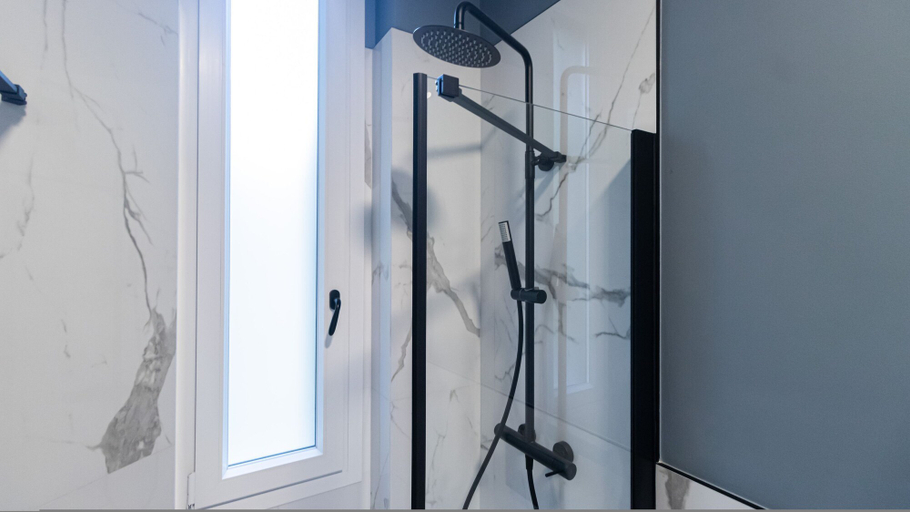 Bathroom 2, Italianway Collection - Cola Montano 29 B, Milano