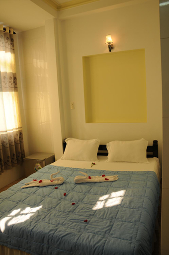Bedroom 2, Bien Khoi Mini Hotel, Huế