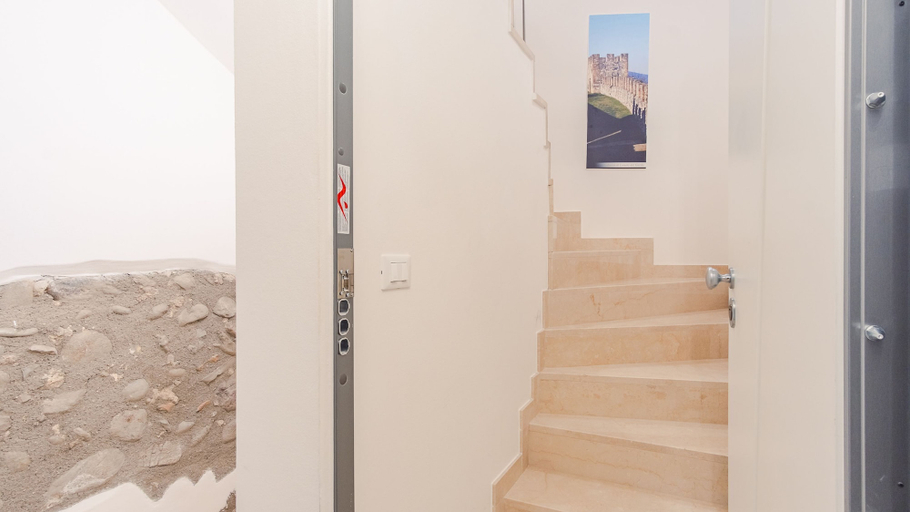 Room 4, Residence Piccolo Lord 3 - Italian Homing, Brescia