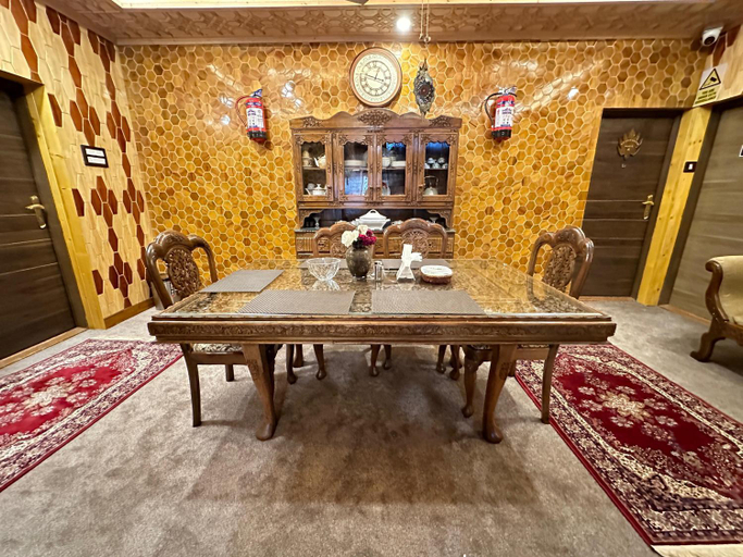 Facilities 4, Kashmir Aikyam House, Srinagar