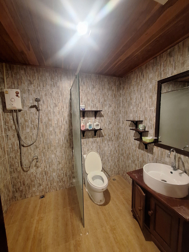 Bathroom, LuangPrabang Pavilion Hotel & Travel, Luang Prabang