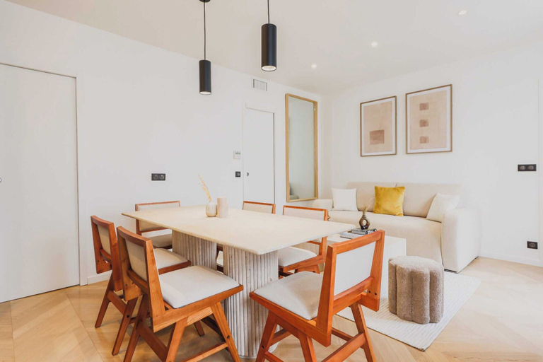 Dining 4, Welcoming 2BR6P Apartment - Roquette, Paris