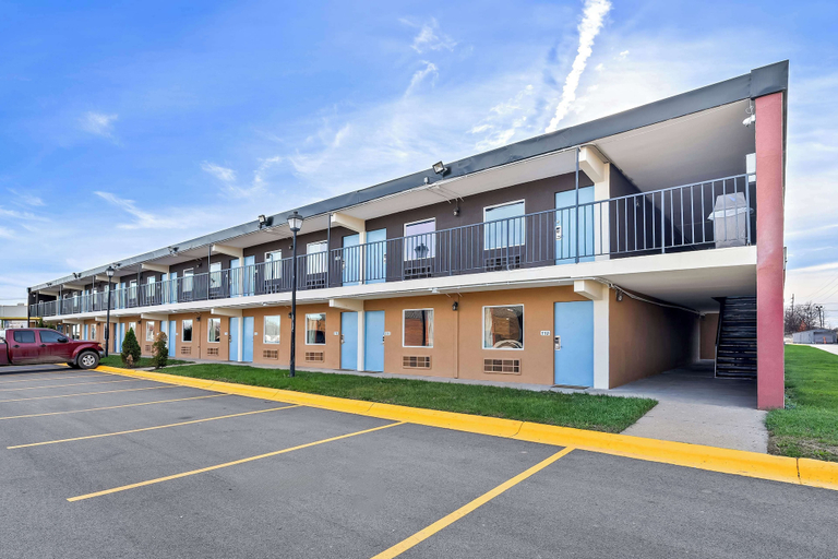Exterior & Views 2, Americas Best Value Inn Danville, Vermilion