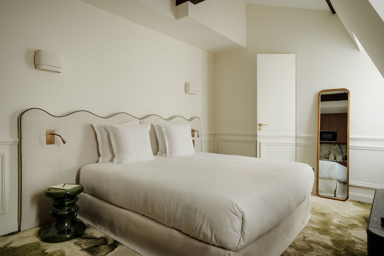 Room 5, Leon Hotel-sacre Coeur View/suite-64, Paris