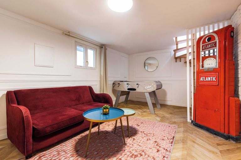 Living area 4, Exceptional apartment - 3BR/8P - Pigalle, Paris