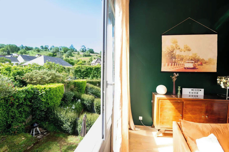 Interior, Elegant Triplex With Private Parking-2br/4p-honfleur, Calvados