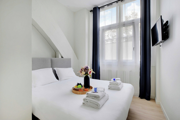 Bedroom 3, Luxurious apartment - 2BR/6P - Javel/Tour Eiffel, Paris