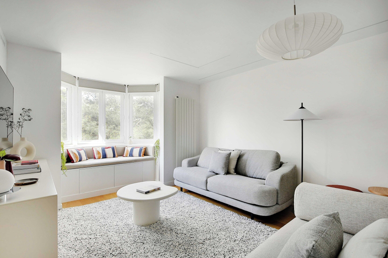 Living area 3, Elegant Apartment - Chac/teau de Vincennes - 2br/6p, Val-de-Marne