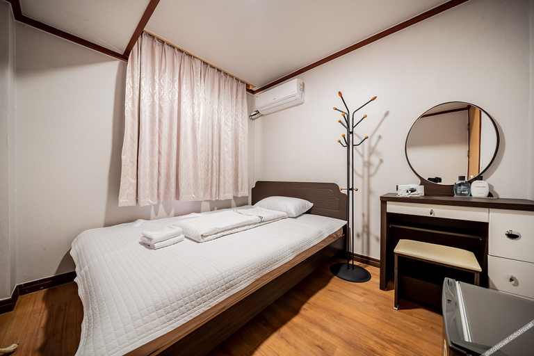 Bedroom 4, Jeju Olympia, Jeju