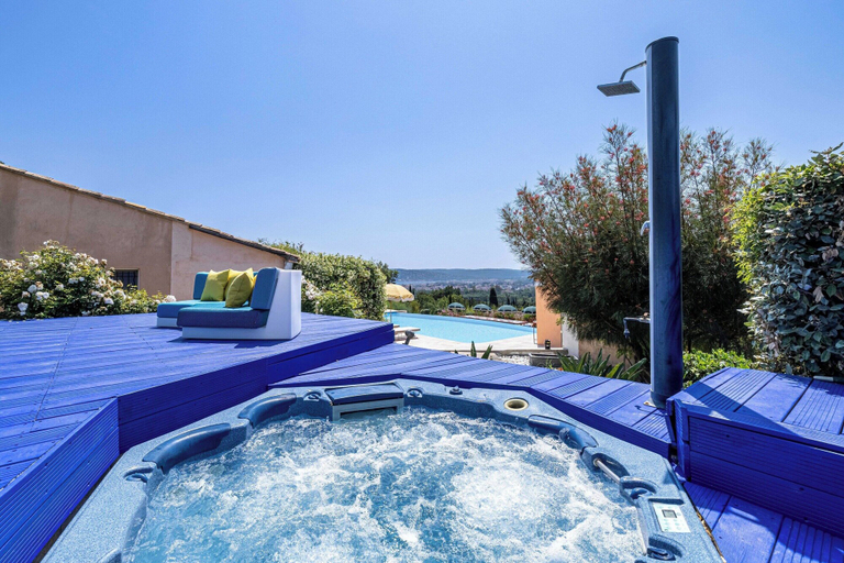 Terrace/patio 3, Bedroom in a Sublime Provencal Villa, Var