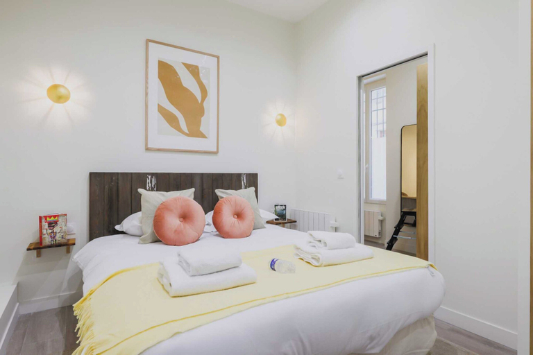 Bedroom 1, Cosy Apartment - 1BR/2P- Saint-Cloud, Hauts-de-Seine